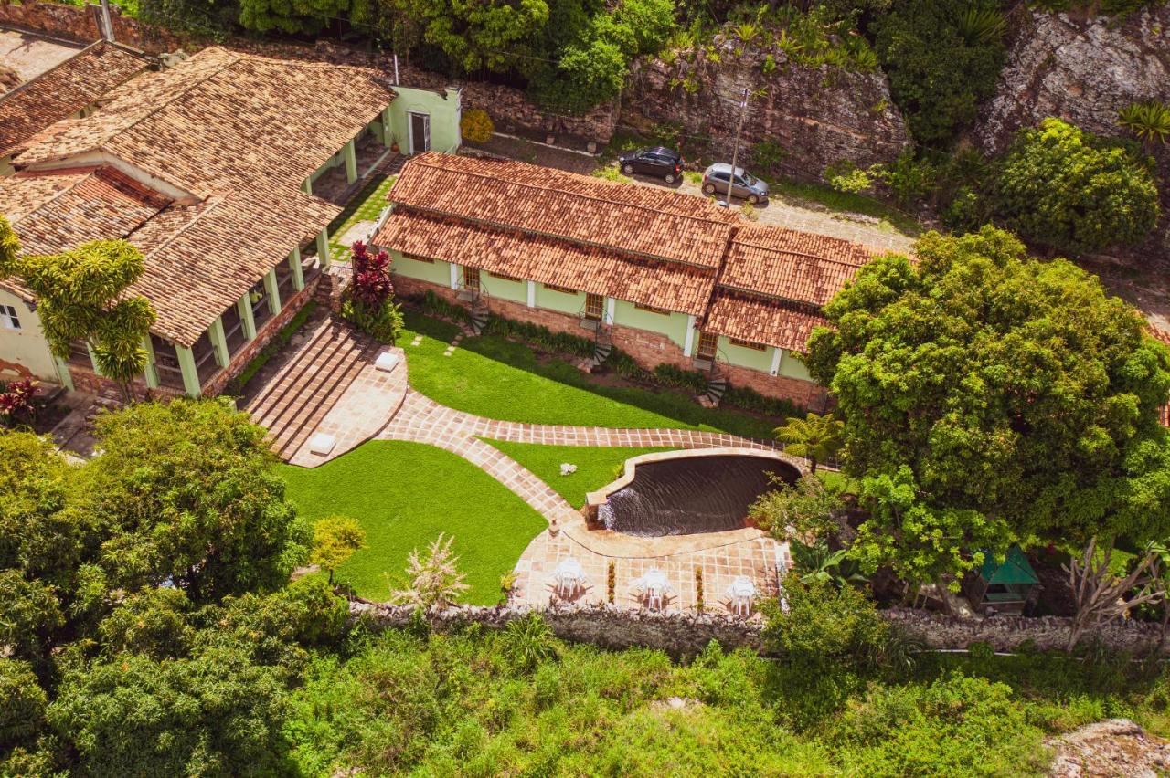 Pousada Pedras De Igatu Esterno foto