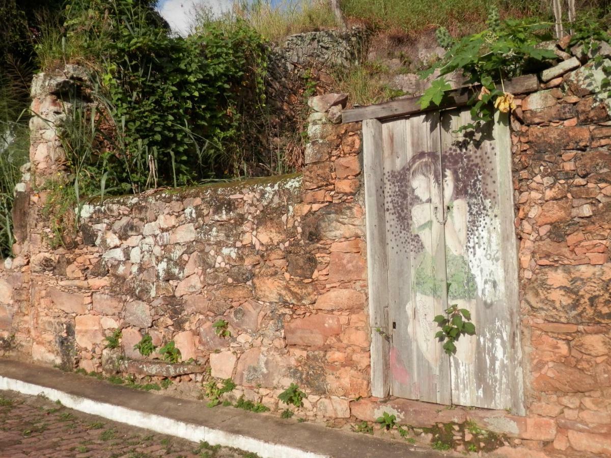 Pousada Pedras De Igatu Esterno foto